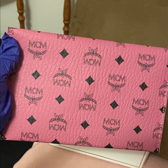 MCM Pink Envelope Clutch with Black Details GWP - Picture 12 of 17